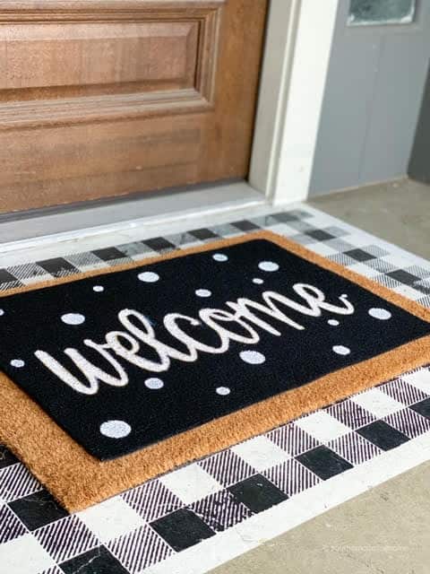 How to Create a DIY Buffalo Check Doormat - Painted Concrete