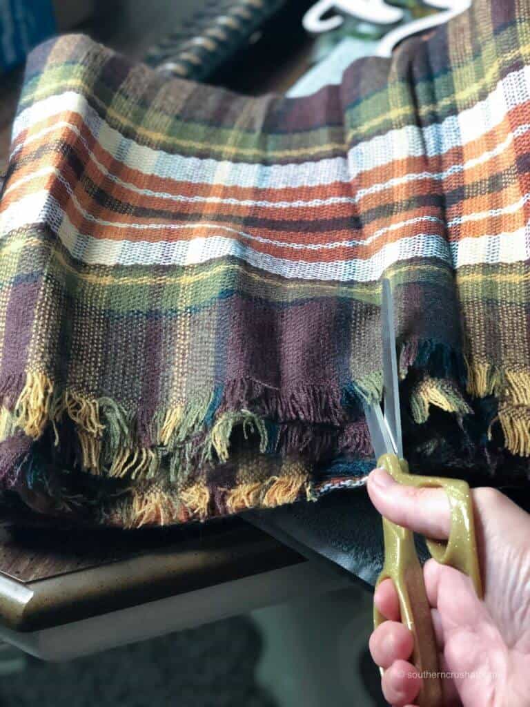 Cutting a plaid fabric 