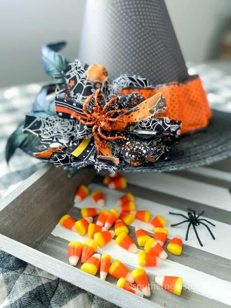 Halloween Witch Hat DIY Messy Bow