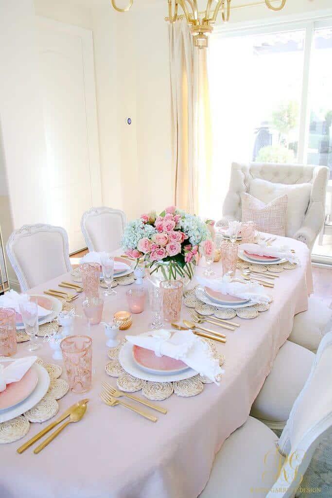 Gorgeous-Spring-Table-elegant-dining-room