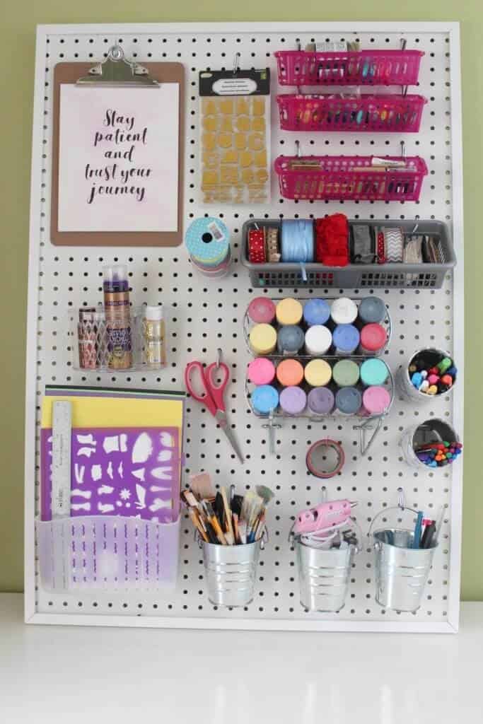 pegboard-ideas-for-craft-room