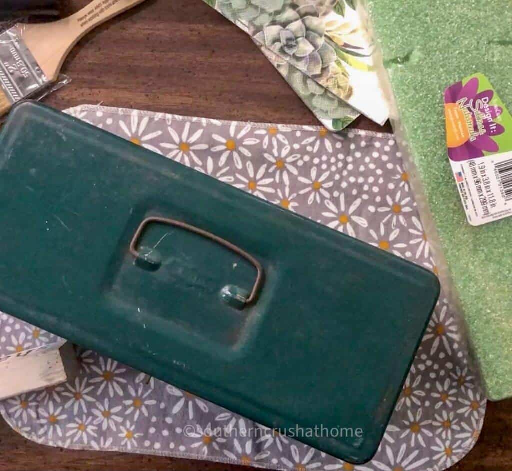 Vintage-Toolbox-Succulent Supplies