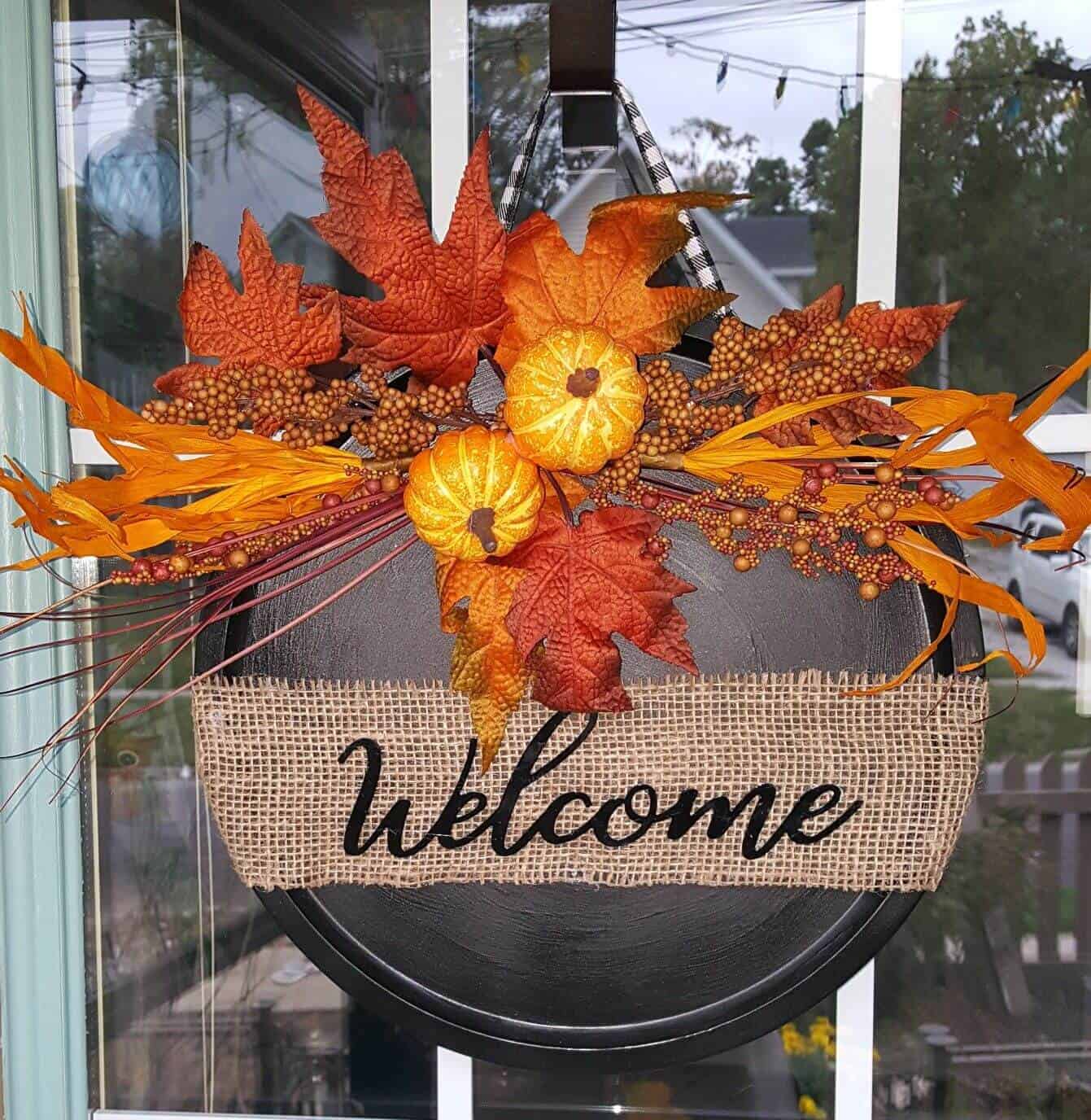 welcome fall pizza pan wreath