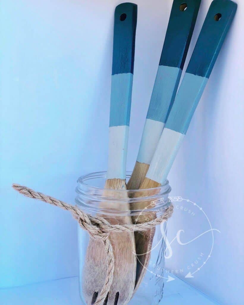 diy ombre blue painted utensils