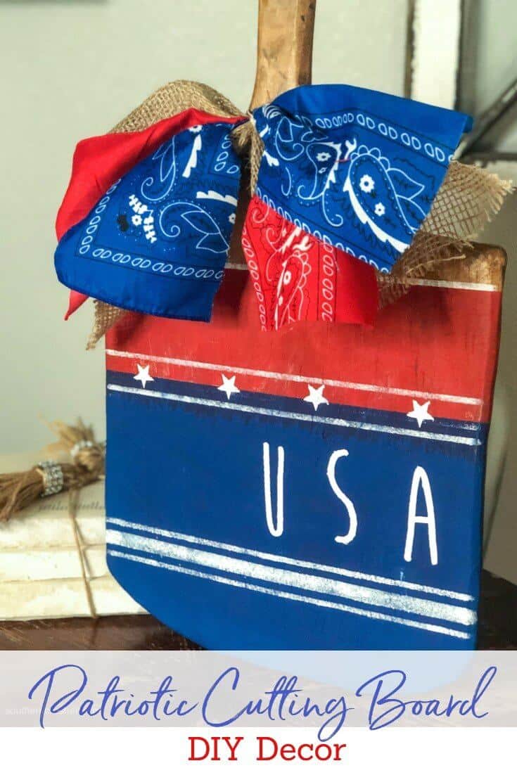 patriotic-cutting-board-decor