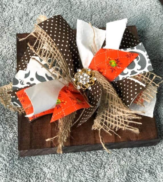 Messy Bow Fall Wood Block Decor