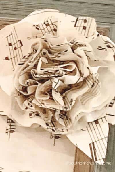 how to make book page flowers
