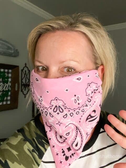 easy DIY no sew bandana face mask