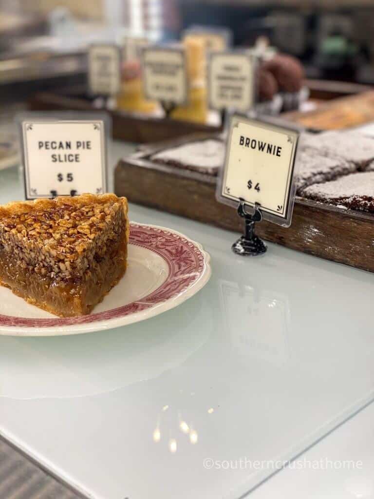 pioneer woman mercantile decor trip desserts