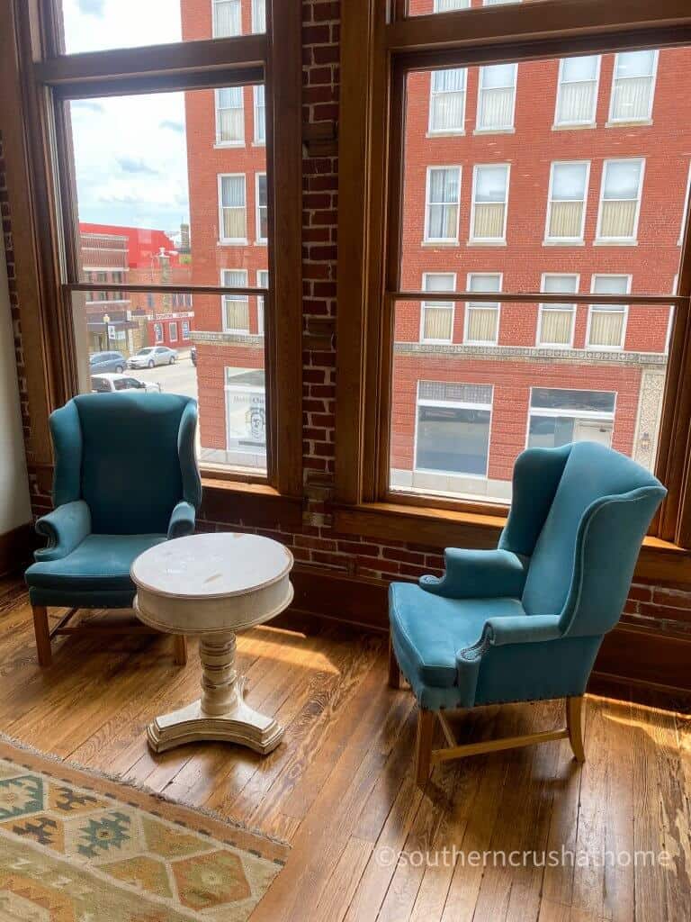 pioneer woman mercantile decor trip seating area in bakery