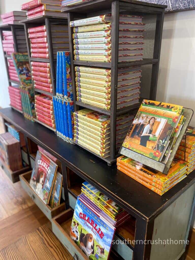 pioneer woman mercantile decor trip cookbooks
