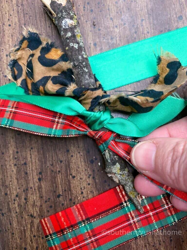 Scrap Fabric Tree Ornament tying fabric strips