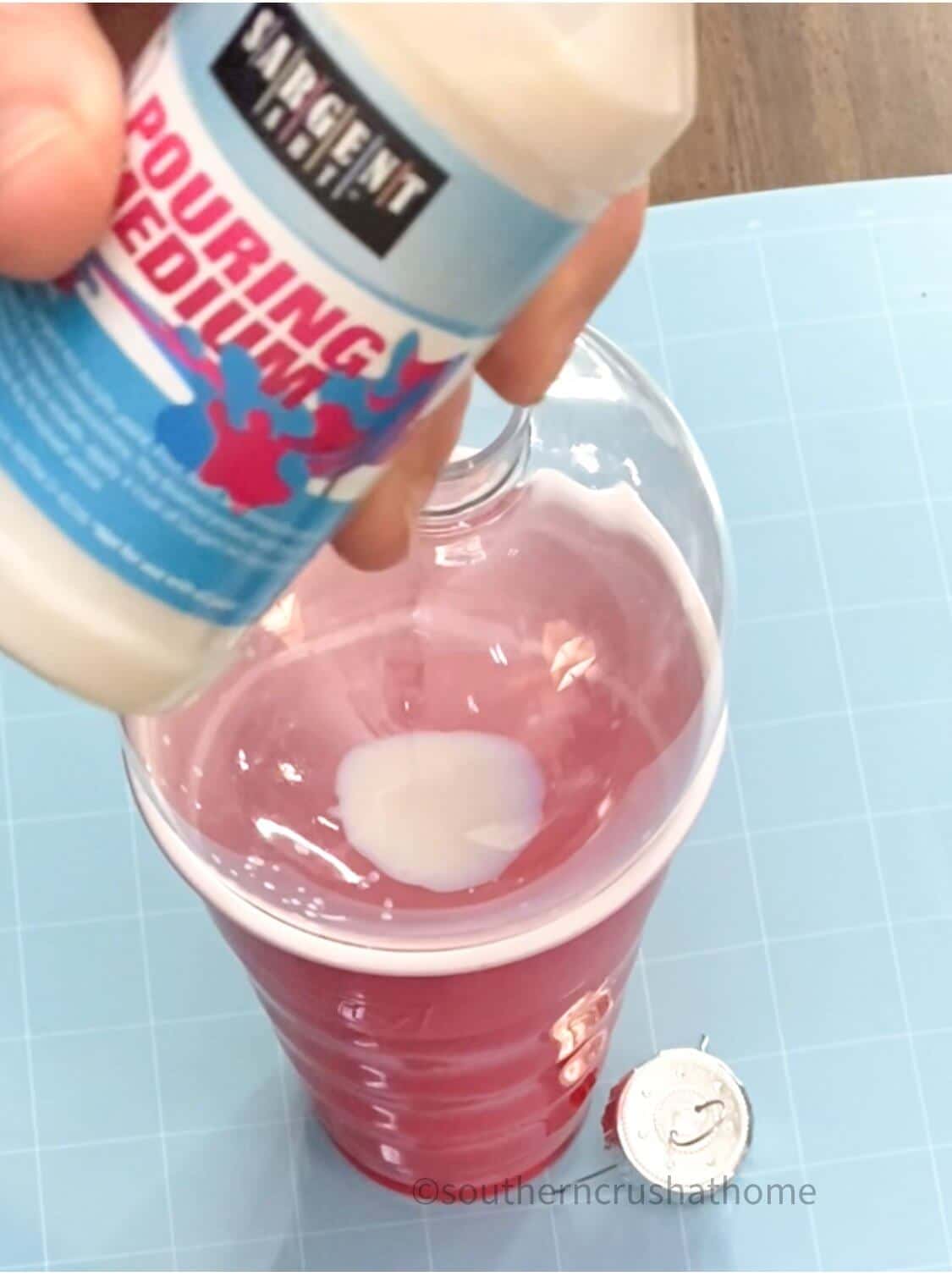 using the pouring medium