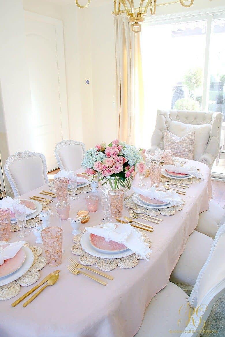 Gorgeous-Spring-Table-elegant-dining-room