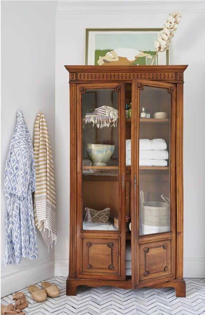 linen cabinet