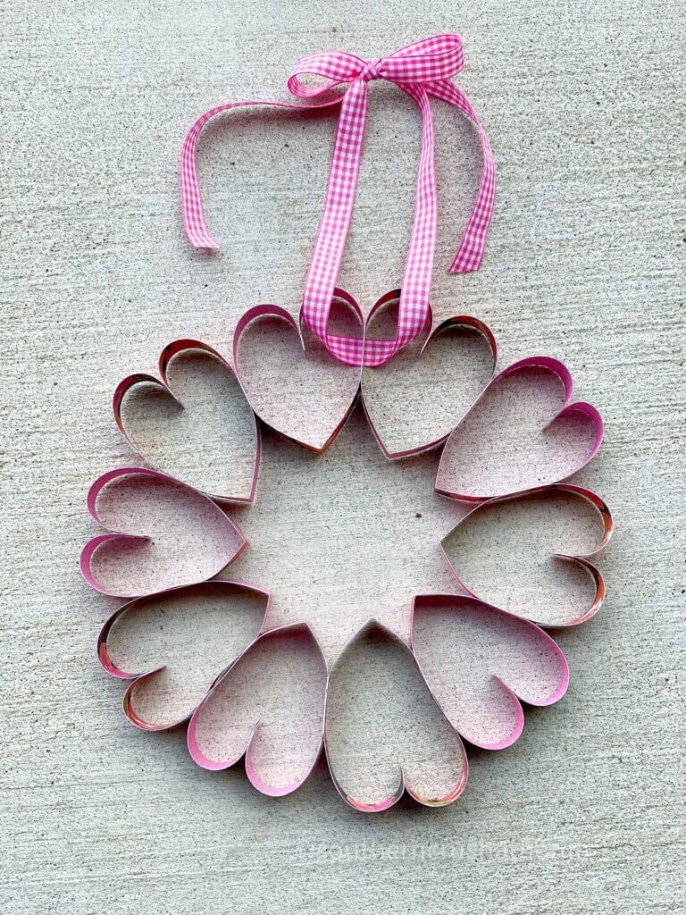 Final paper heart wreath