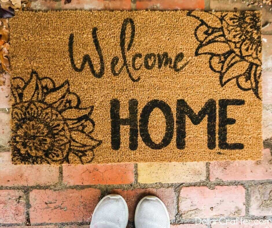 how-to-make a welcome mat cricut