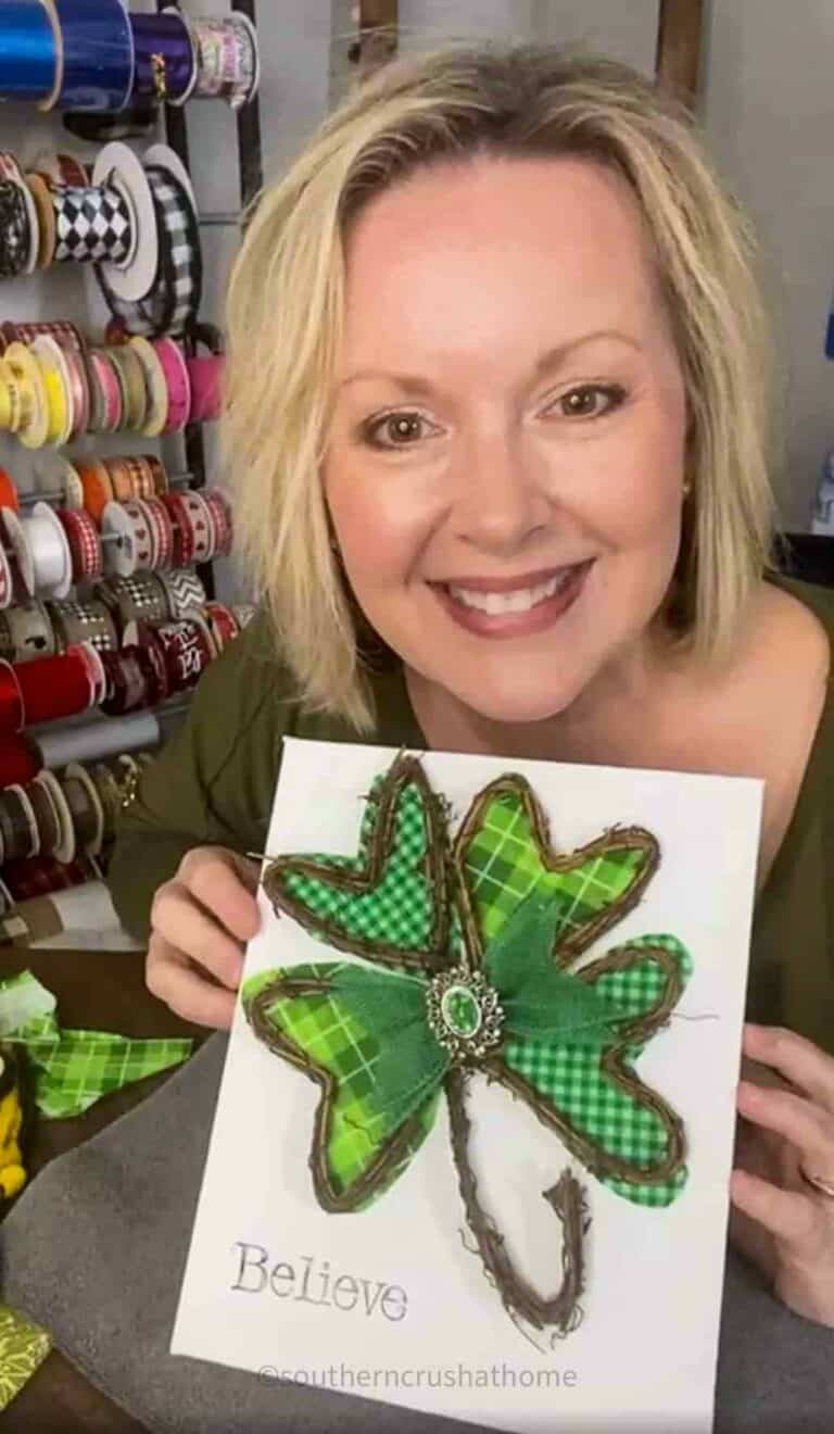 St Patrick’s Day Craft Shamrock Sign video