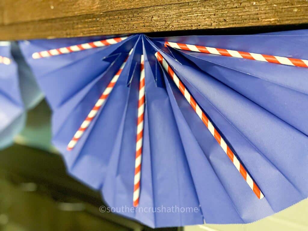 close up of Dollar Tree Gift Bag Patriotic Bunting-10