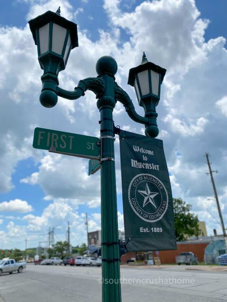 street sign in muenster tx