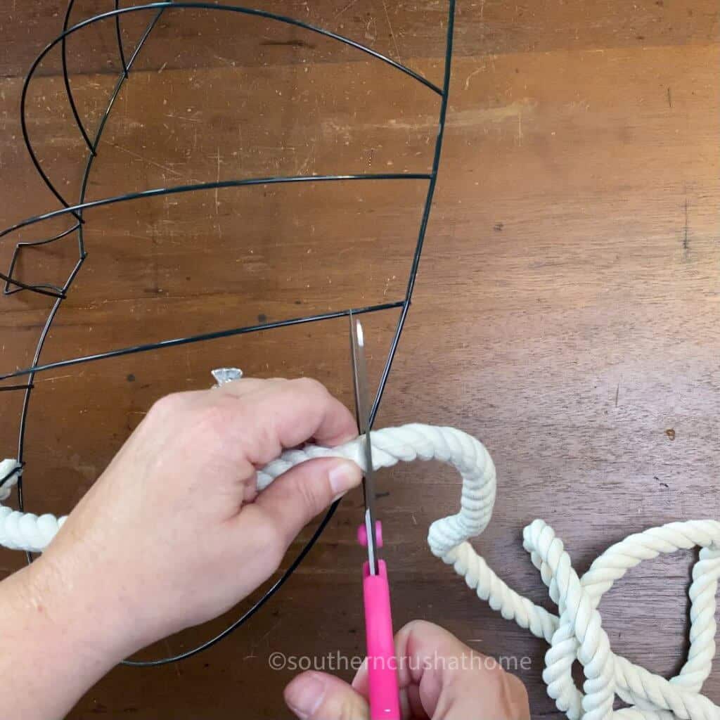 cutting rope for pumpkin wreath