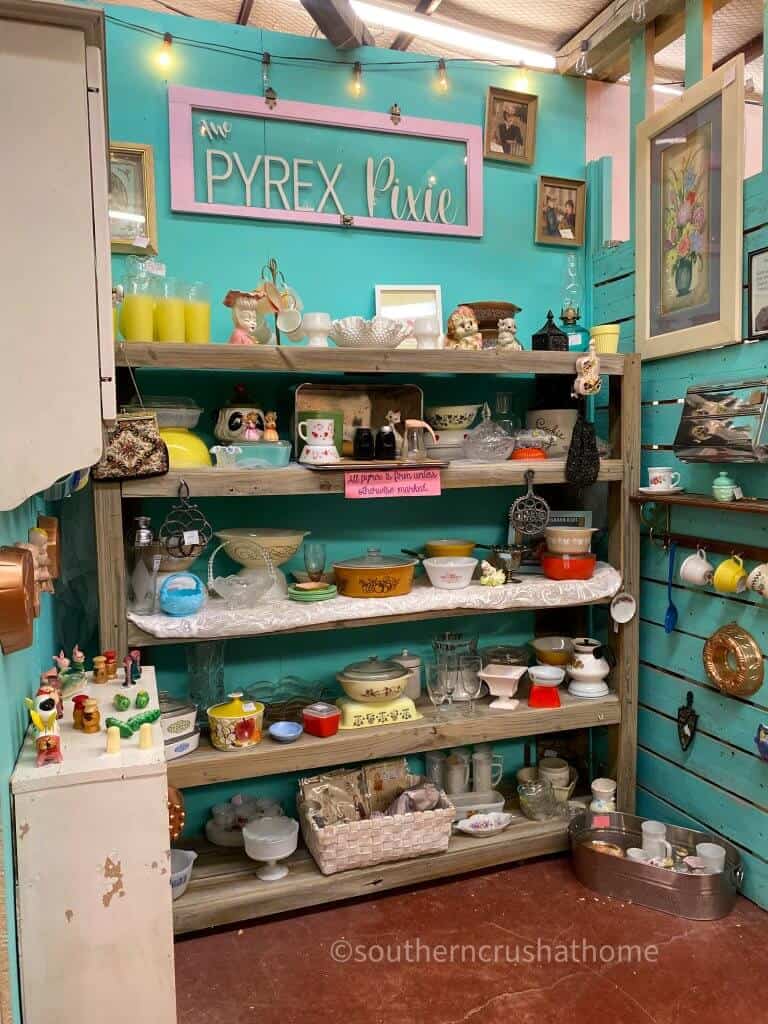 pyrex pixie antique booth