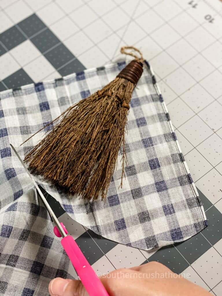 cutting buffalo plaid fabric for gnome