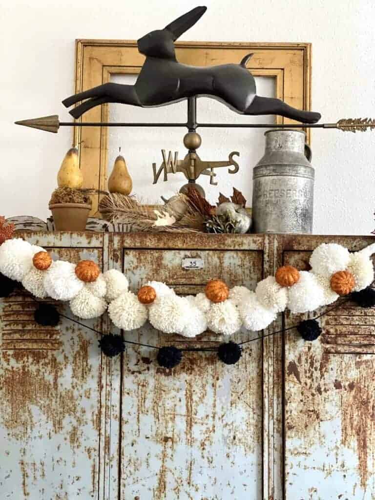 Halloween mantel