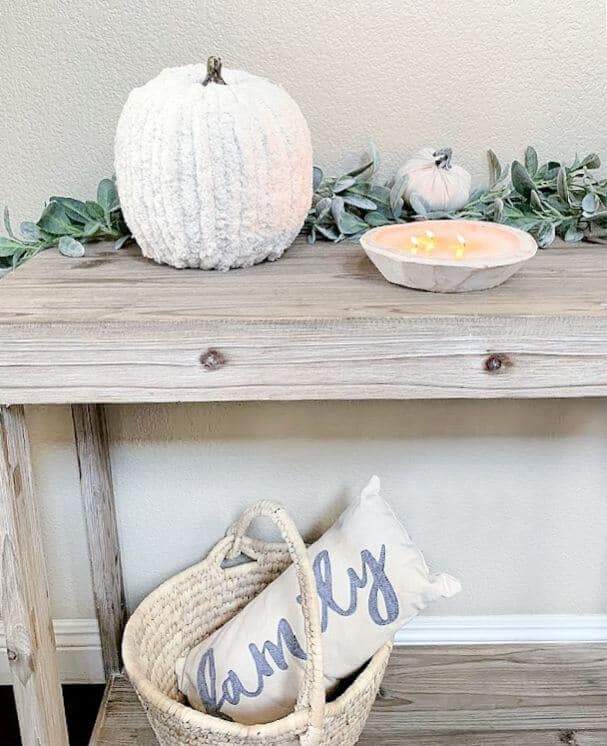 white yarn pumpkins