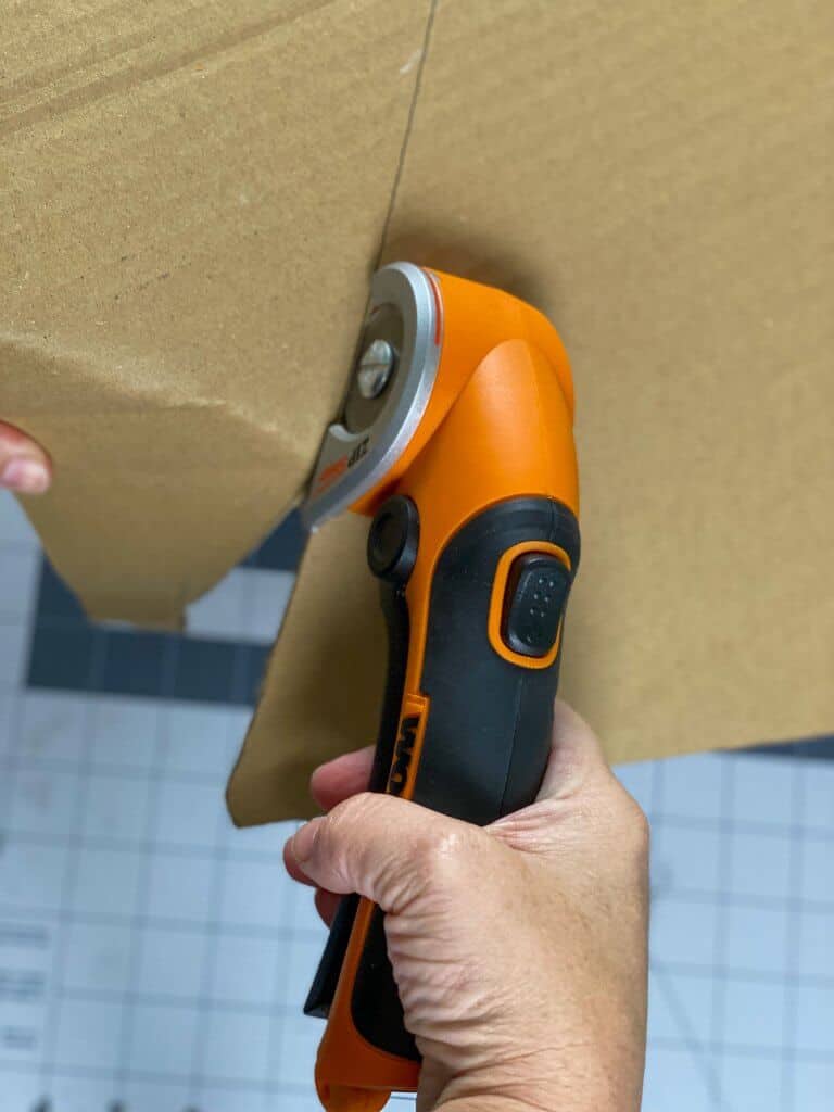 cutting cardboard for gnome