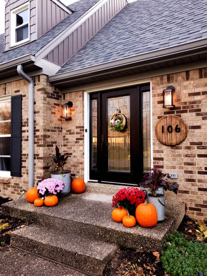 outdoor fall decor