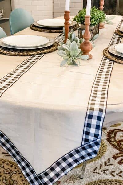diy table runner styled on table
