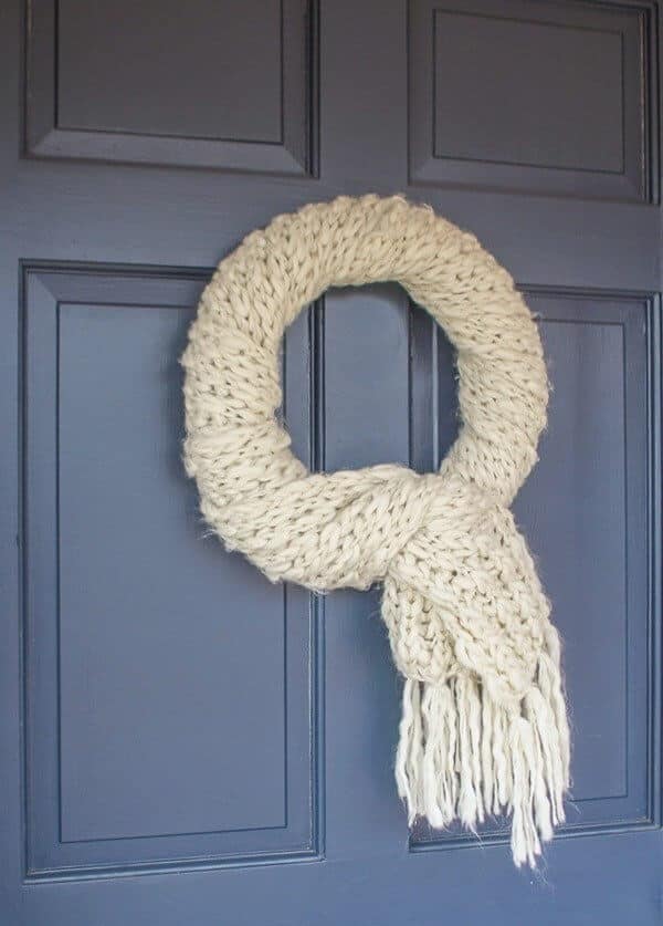 winter wreath from scarf