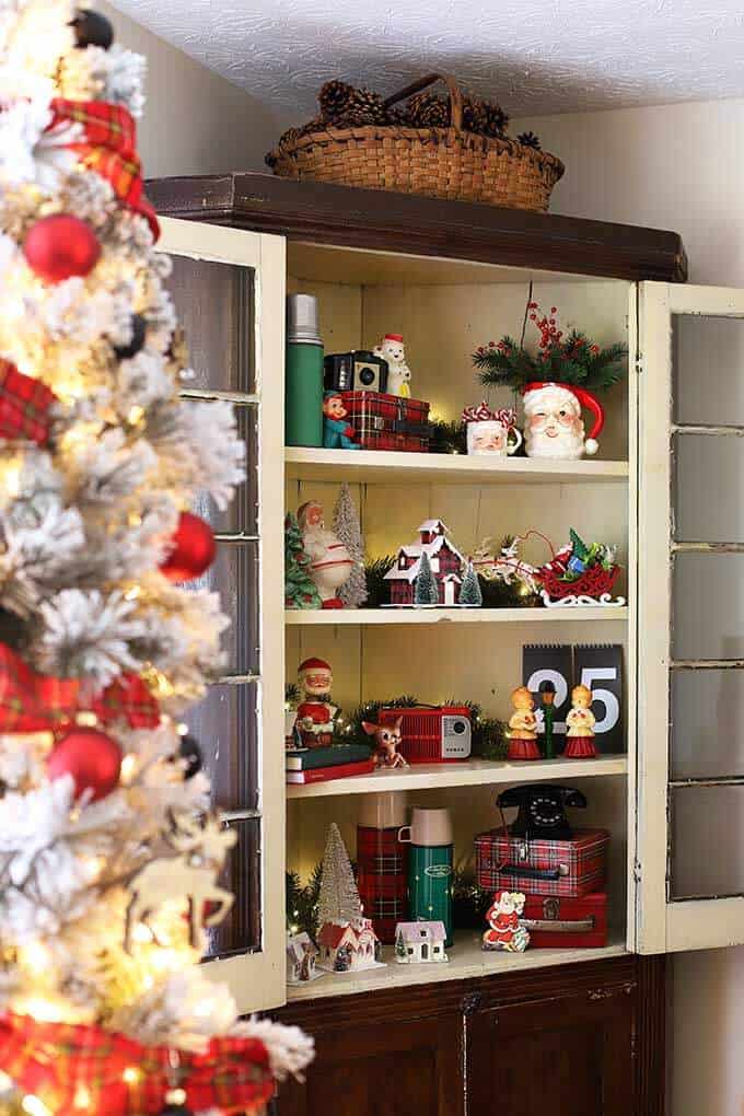 vintage santa hutch display