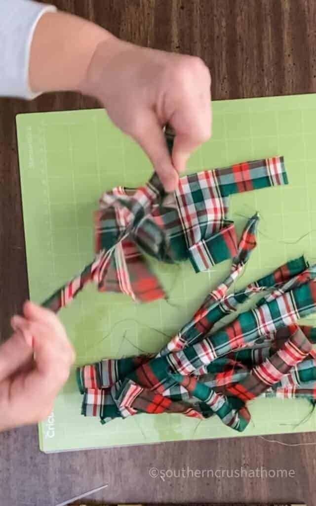 ripping fabric for a messy bow