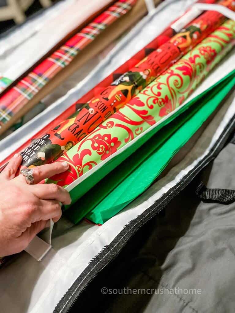 inside pocket of gift wrapping storage bag