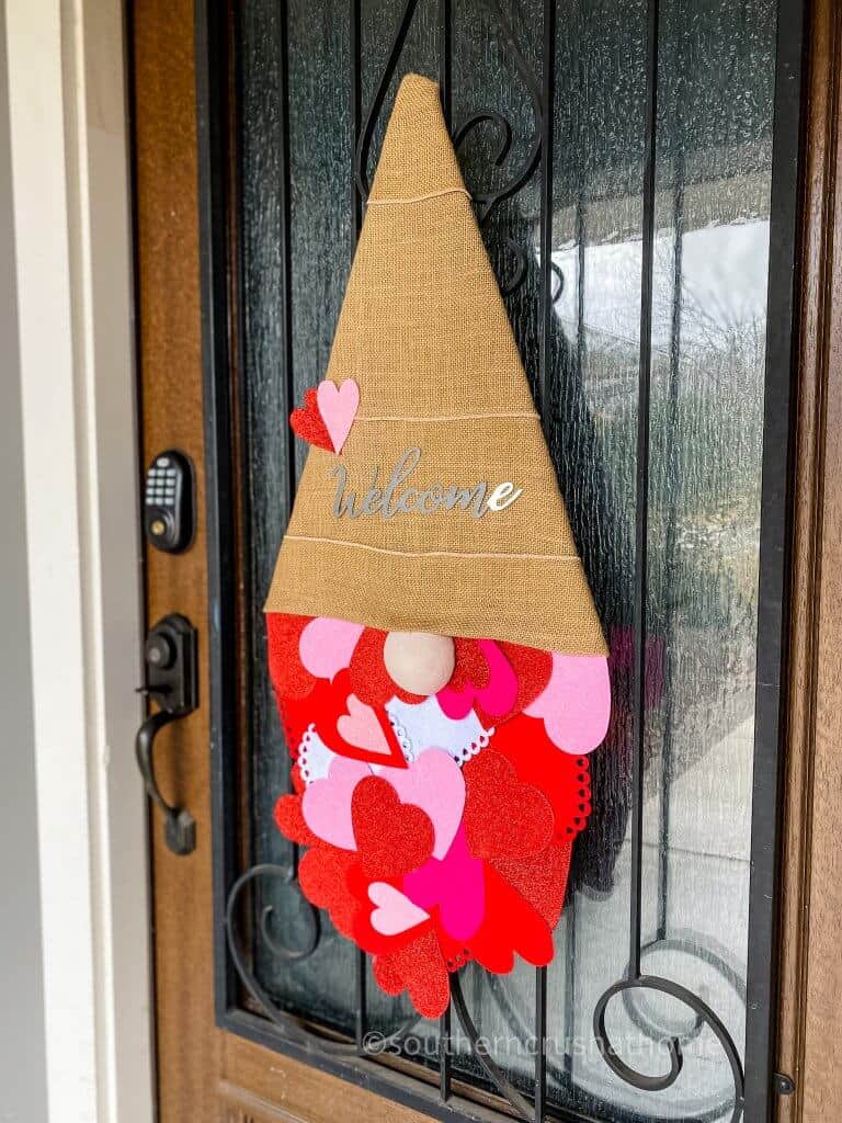 valentines day gnome door decor