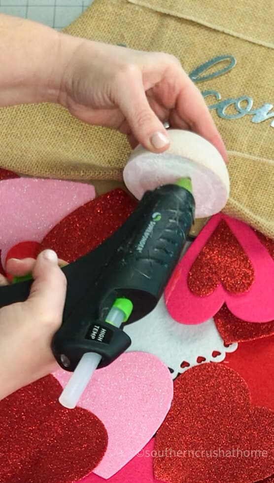 gluing gnome nose