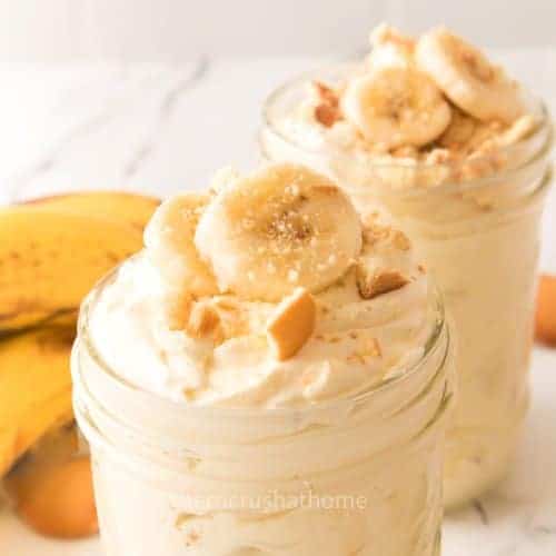 close up of banana pudding