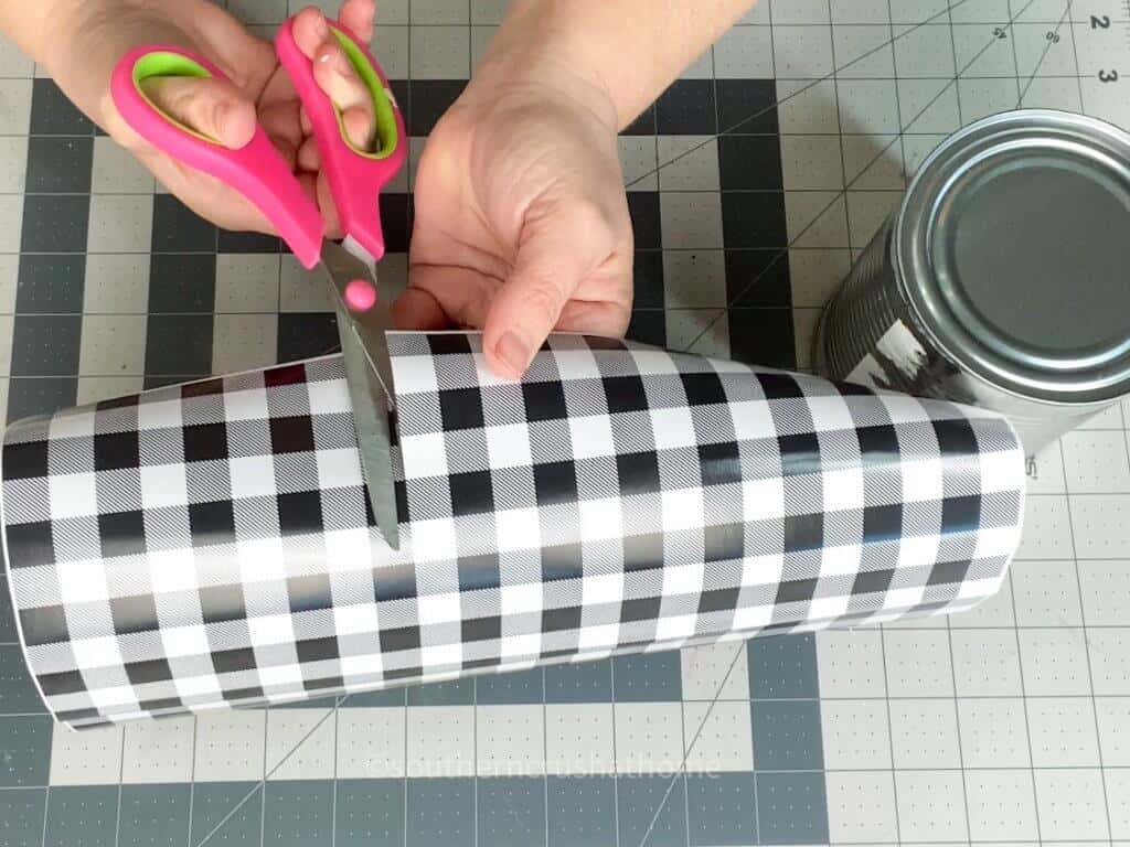 cutting buffalo plaid vinyl