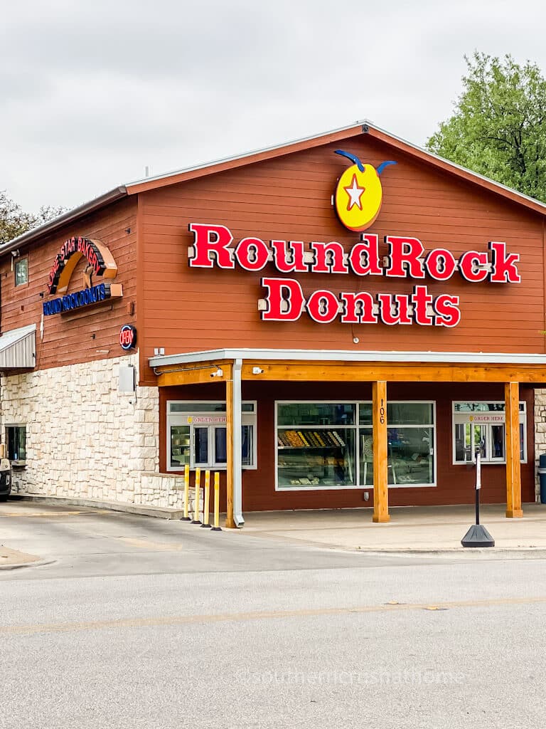 Round Rock Donuts Building