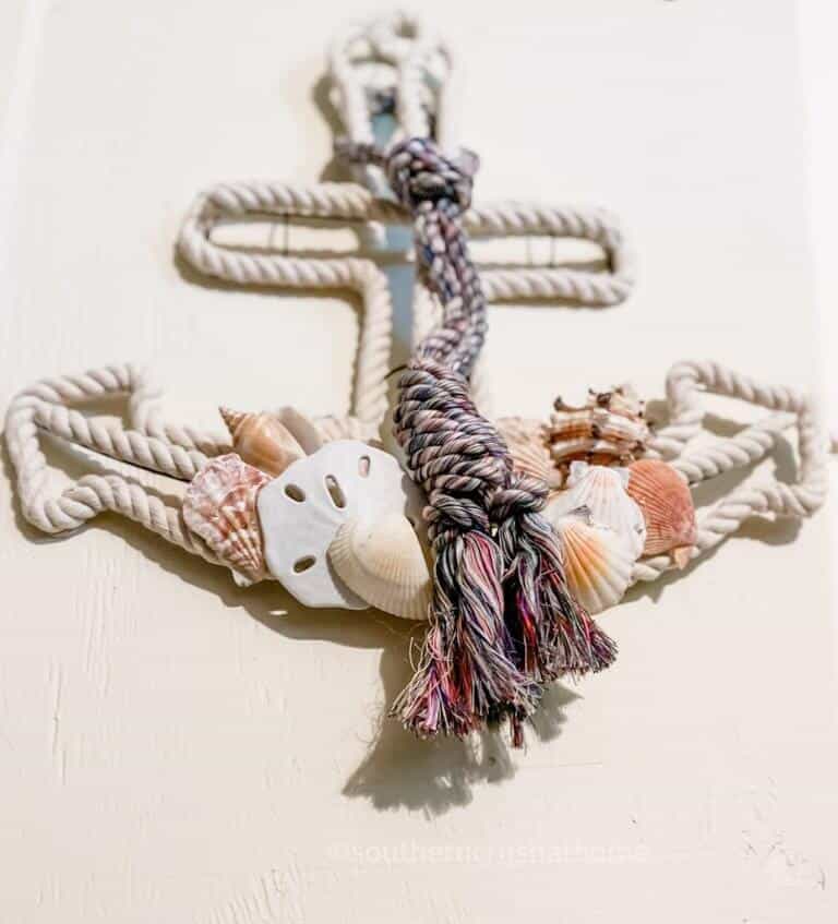 Easy Patriotic Summer Wreath (using Dollar Tree Badminton Rackets)