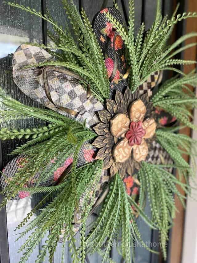 Easy Patriotic Summer Wreath (using Dollar Tree Badminton Rackets)