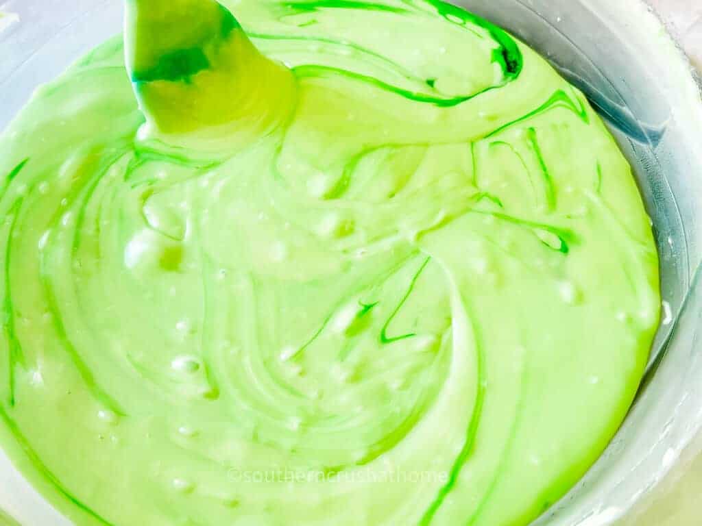 green fudge mixture