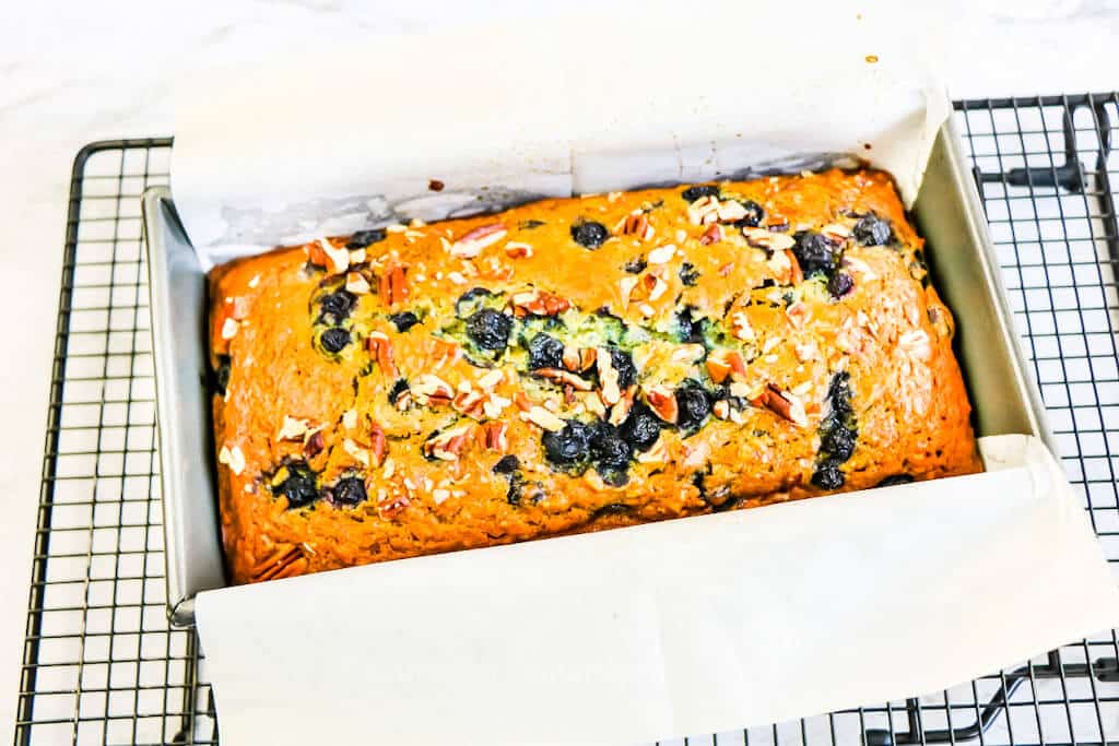 baked blueberry banana bread