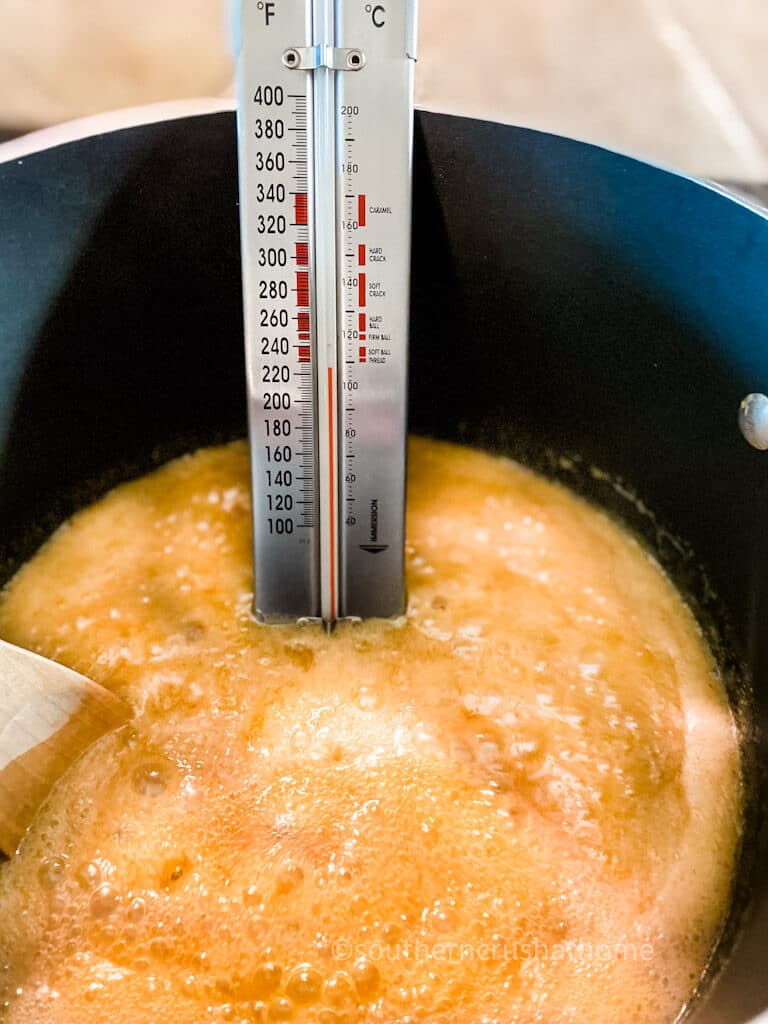 boiling pralines