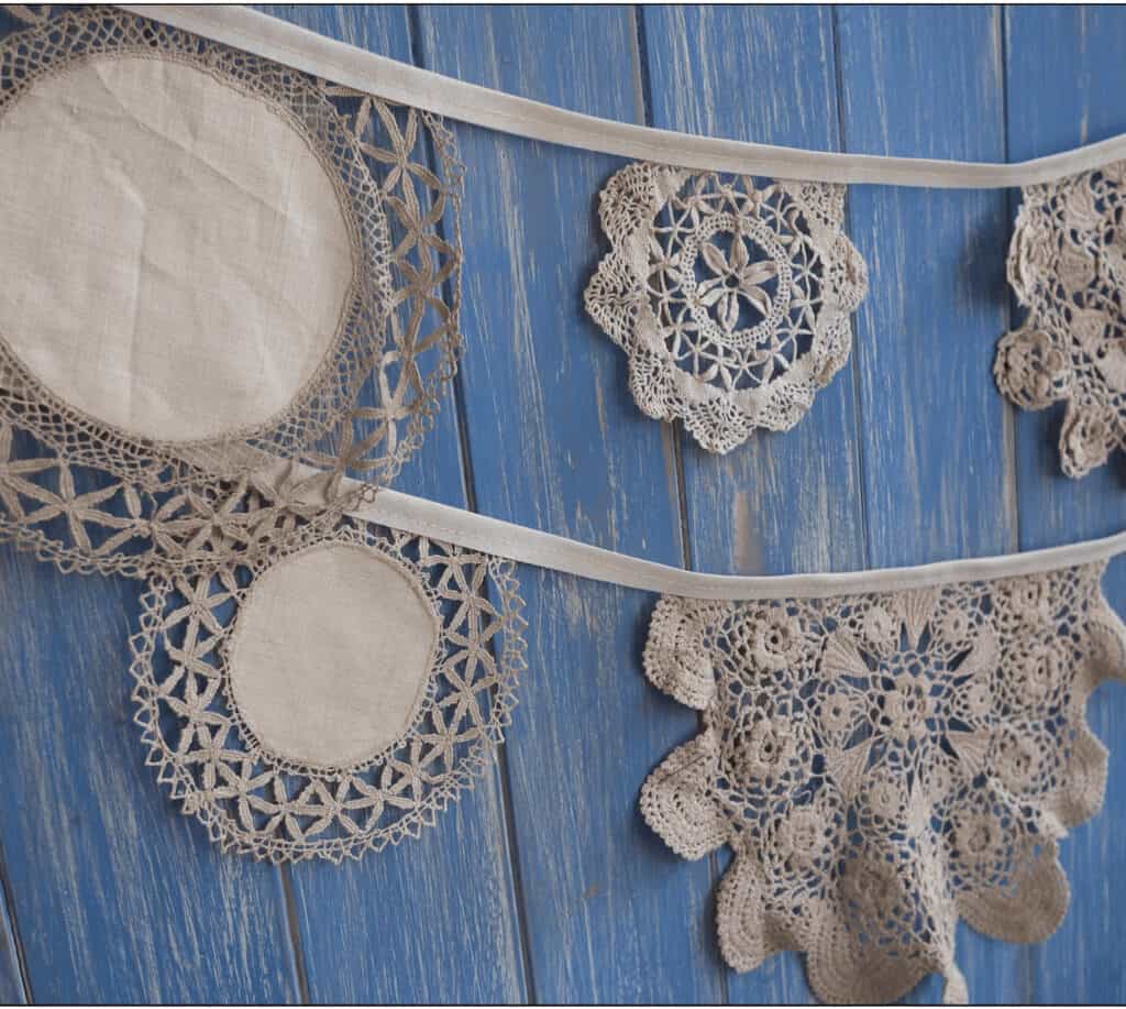 doily garland