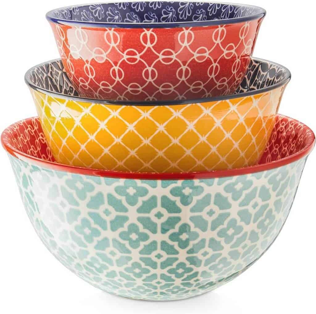 mixing bowls