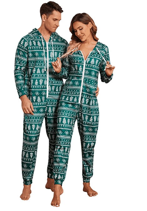 classic green and white snowflakes zippered pjs