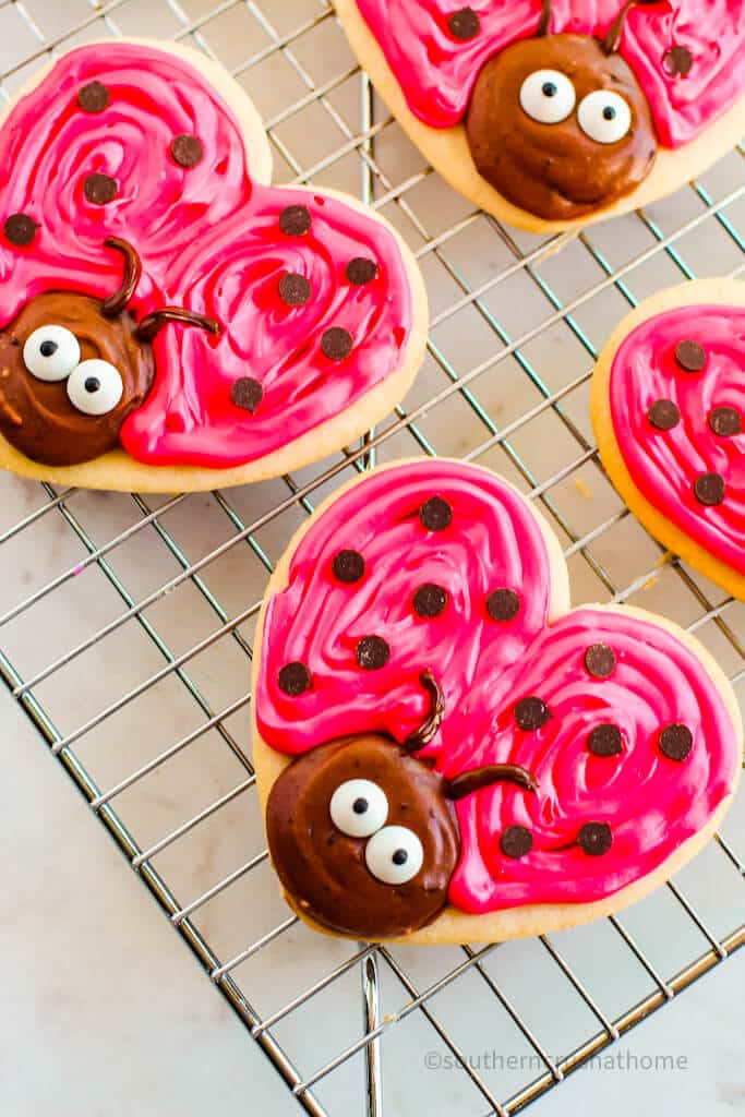 heart shaped valentines cookies on cooling rack